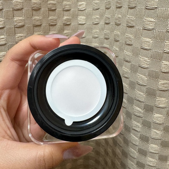 Pink Loose Powder - Picture 6 of 7